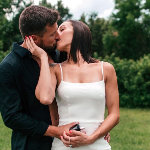 SZERELEM SZEME – HÁZASSÁGKÖZVETÍTŐ FEKETE GYÉMÁNT FEROMON PARFÜM VONZZA 30 ML