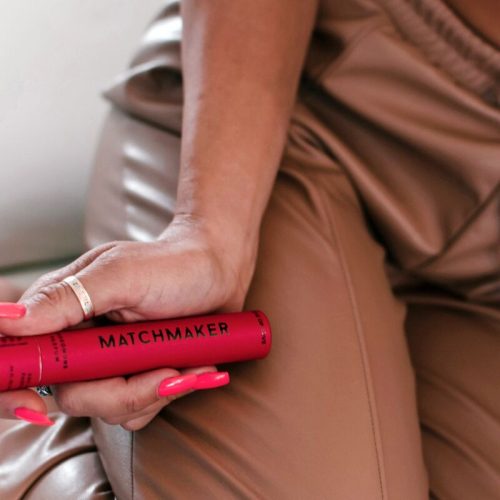 SZERELEM SZEME – HÁZASSÁGKÖZVETÍTŐ VÖRÖS GYÉMÁNT LGBTQ PARFÜM FEROMONOK 10 ML-ÉHEZ