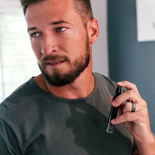 SZERELEM SZEME – HÁZASSÁGKÖTŐ FEKETE GYÉMÁNT FEROMON PARFÜM VONZZA ŐKET 10 ML